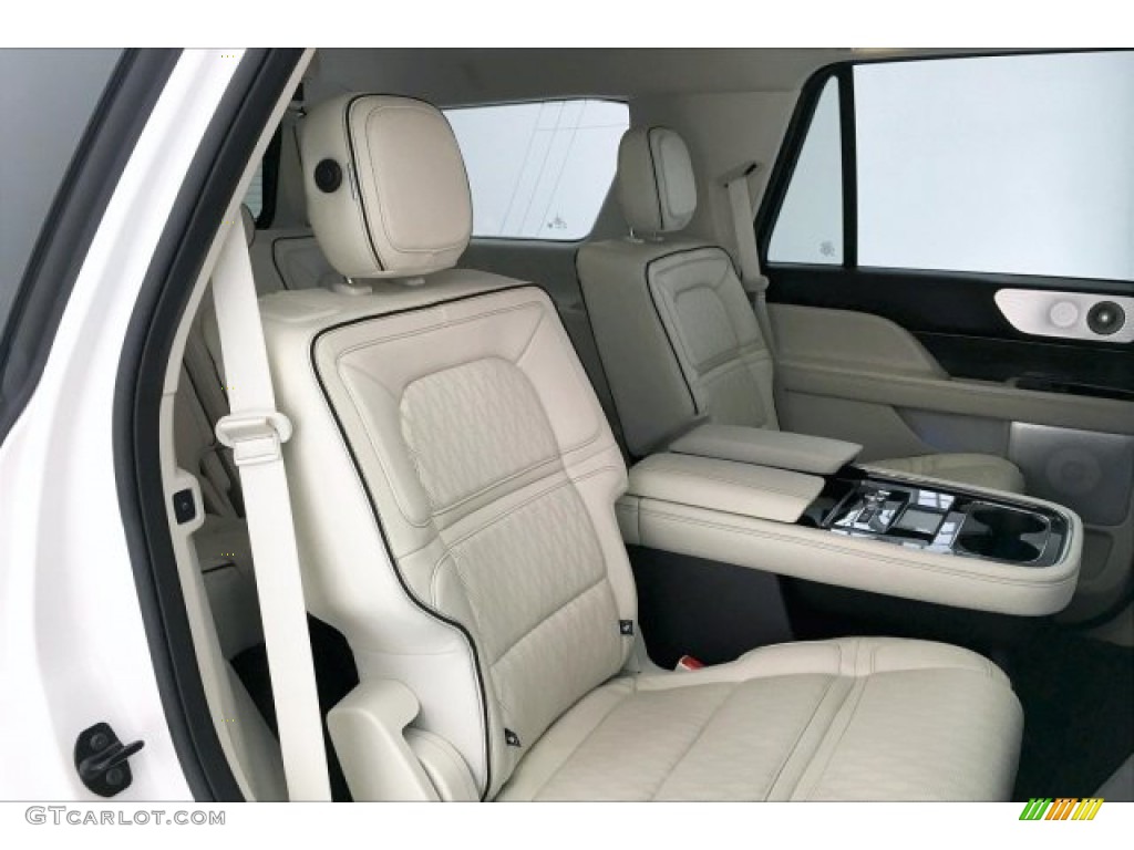 2018 Lincoln Navigator Black Label 4x4 Rear Seat Photo #133969855