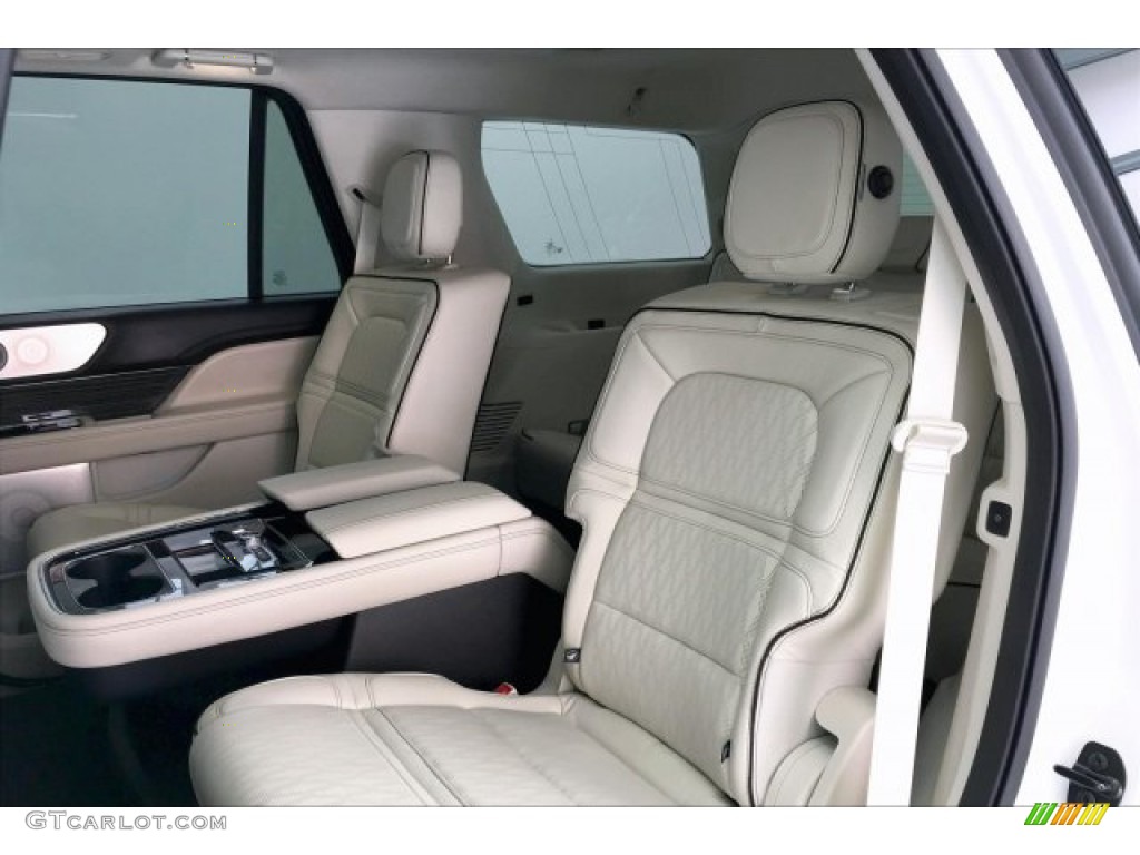 2018 Lincoln Navigator Black Label 4x4 Rear Seat Photo #133969888