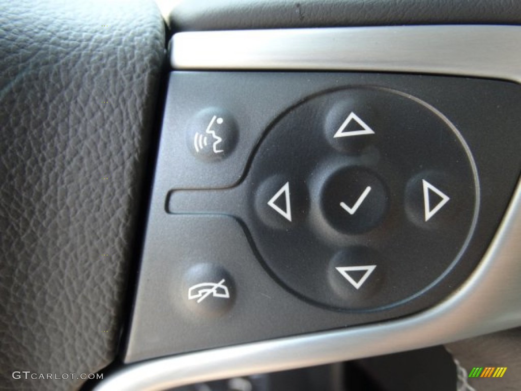 2019 GMC Yukon SLT Steering Wheel Photos