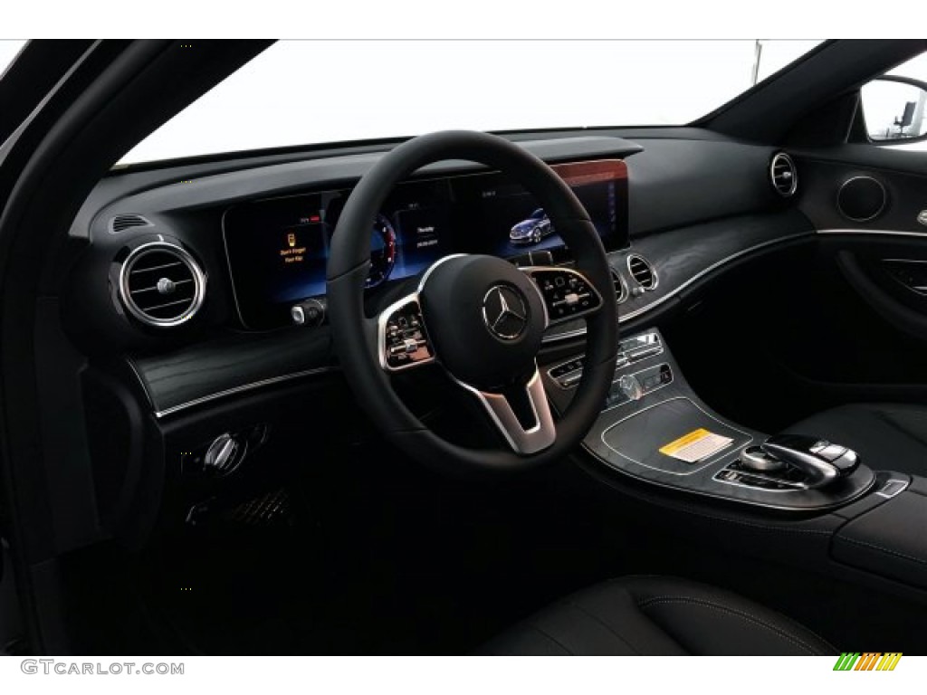 2019 E 300 Sedan - Black / Black photo #4
