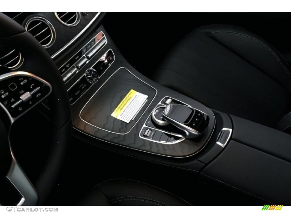 2019 E 300 Sedan - Black / Black photo #7