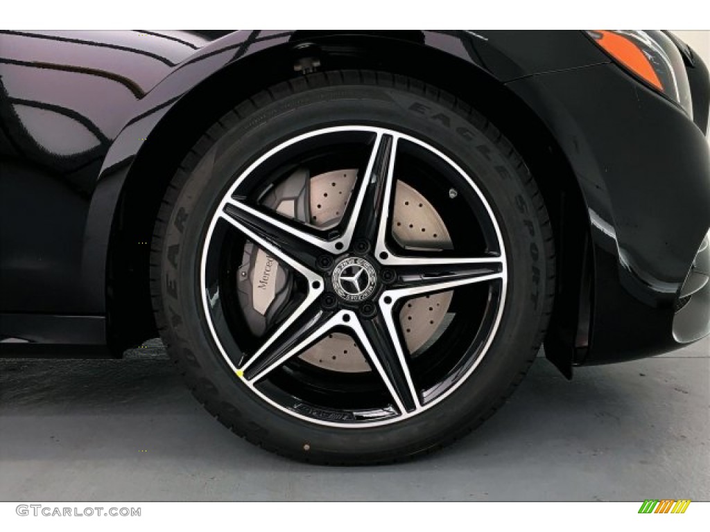 2019 E 300 Sedan - Black / Black photo #9
