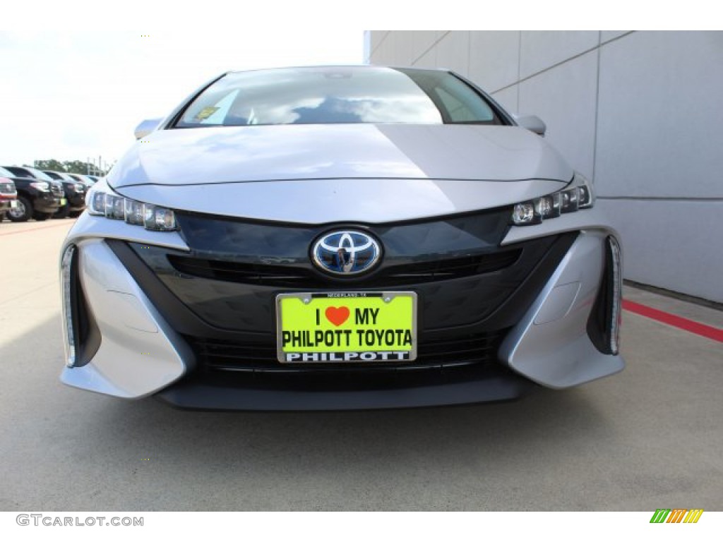 2019 Prius Prime Plus - Classic Silver Metallic / Black photo #3