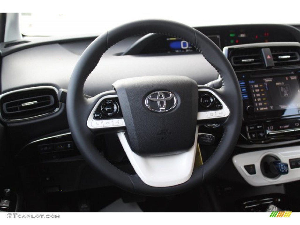 2019 Prius Prime Plus - Classic Silver Metallic / Black photo #20