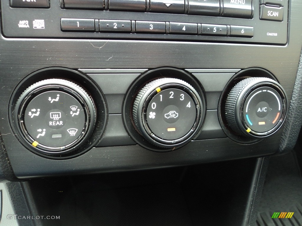 2014 XV Crosstrek 2.0i Premium - Quartz Blue Pearl / Black photo #18