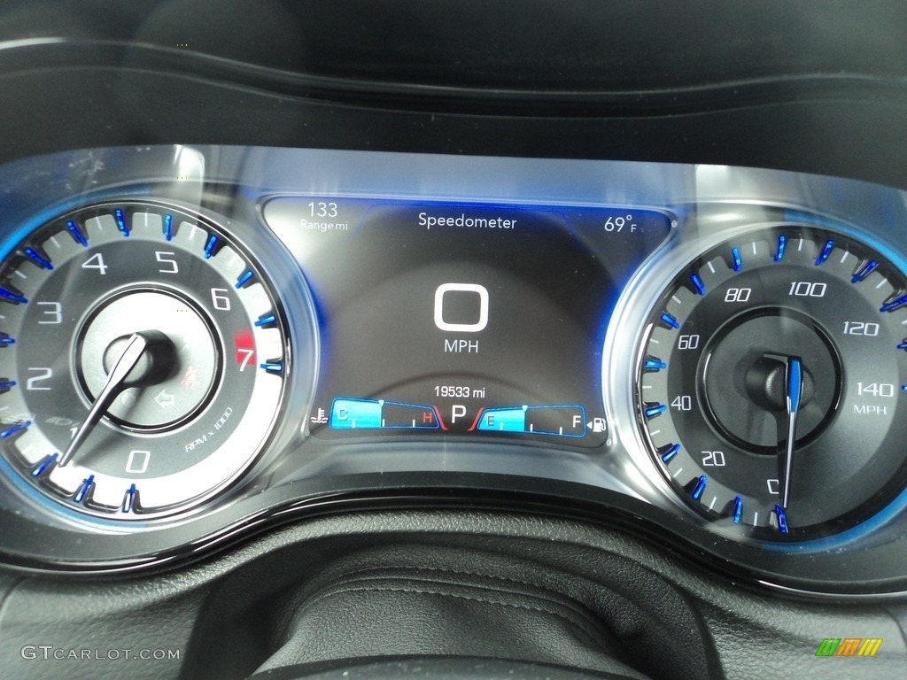 2016 300 S AWD - Billet Silver Metallic / Black photo #14