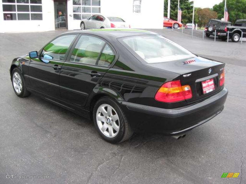 2002 3 Series 325i Sedan - Jet Black / Beige photo #10