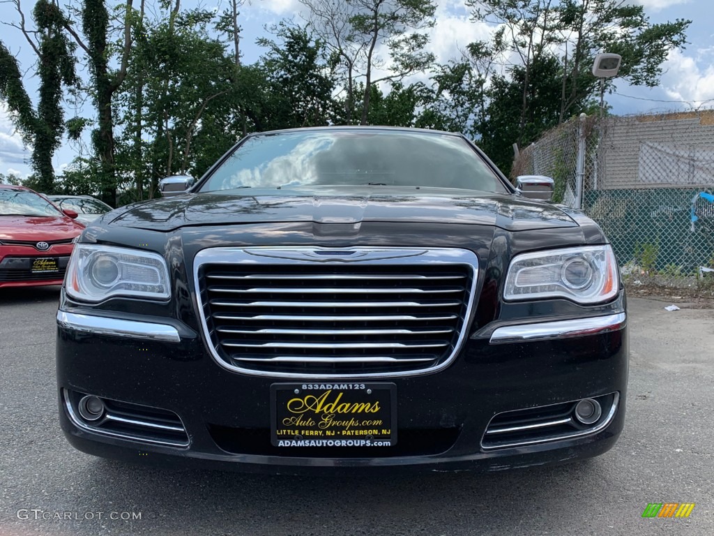 2014 300 C - Billet Silver Metallic / Black photo #2