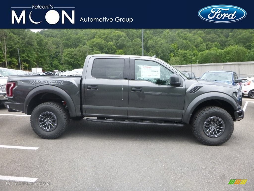 2019 F150 SVT Raptor SuperCrew 4x4 - Magnetic / Raptor Black photo #1