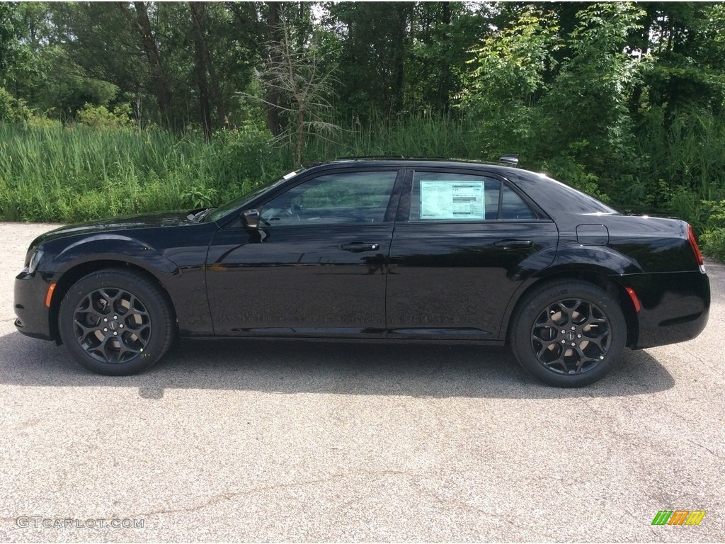 Gloss Black 2019 Chrysler 300 S AWD Exterior Photo #133998677