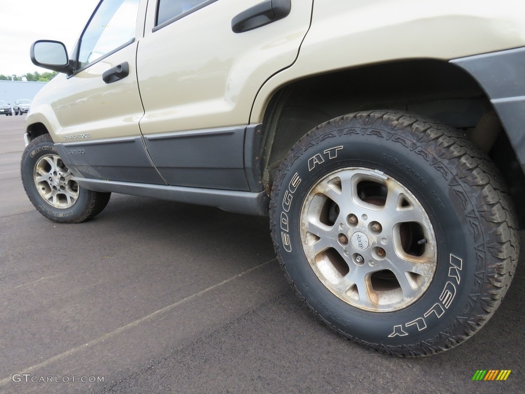 2001 Grand Cherokee Laredo 4x4 - Champagne Pearl / Agate photo #10