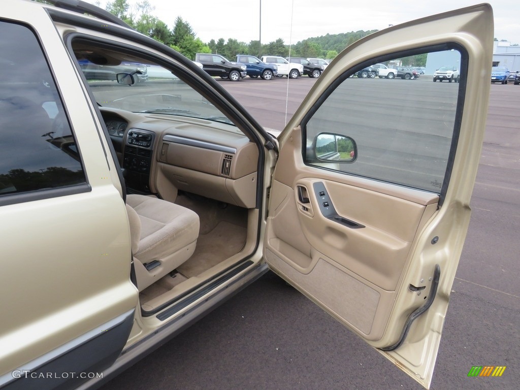 2001 Grand Cherokee Laredo 4x4 - Champagne Pearl / Agate photo #35