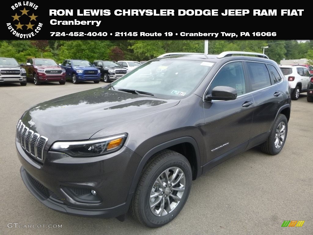 2019 Cherokee Latitude Plus 4x4 - Granite Crystal Metallic / Black photo #1