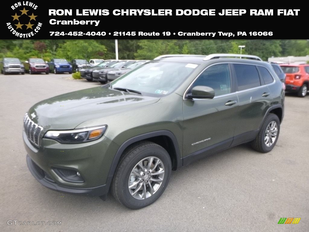 2019 Cherokee Latitude Plus 4x4 - Olive Green Pearl / Black photo #1