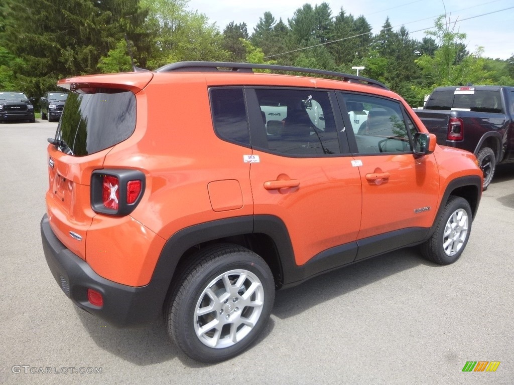 2019 Renegade Latitude 4x4 - Omaha Orange / Black photo #5