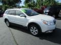 Satin White Pearl - Outback 2.5i Premium Photo No. 4