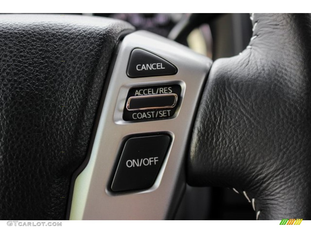 2019 Nissan Titan PRO 4X Crew Cab 4x4 Black Steering Wheel Photo #134016551