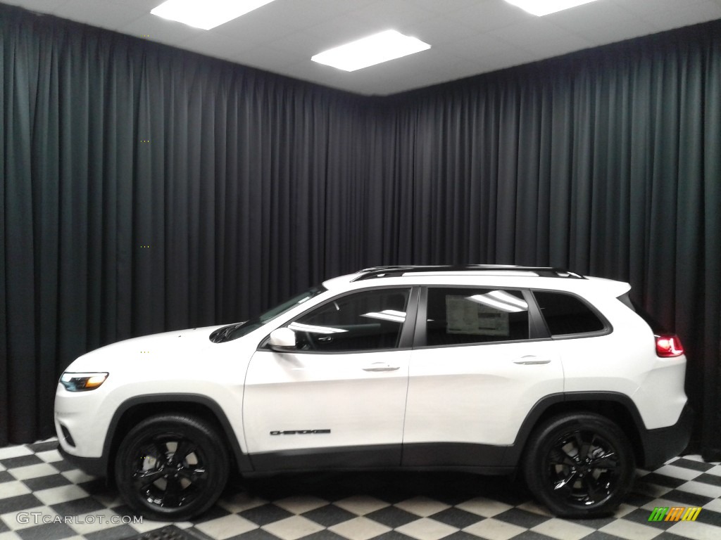 2019 Cherokee Latitude Plus 4x4 - Pearl White / Black photo #1