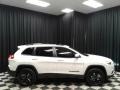 Pearl White - Cherokee Latitude Plus 4x4 Photo No. 5