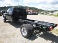 Diamond Black Crystal Pearl - 4500 Tradesman Crew Cab 4x4 Chassis Photo No. 3