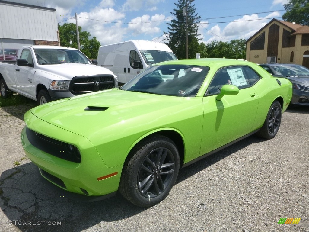 Sublime 2019 Dodge Challenger SXT AWD Exterior Photo #134022132