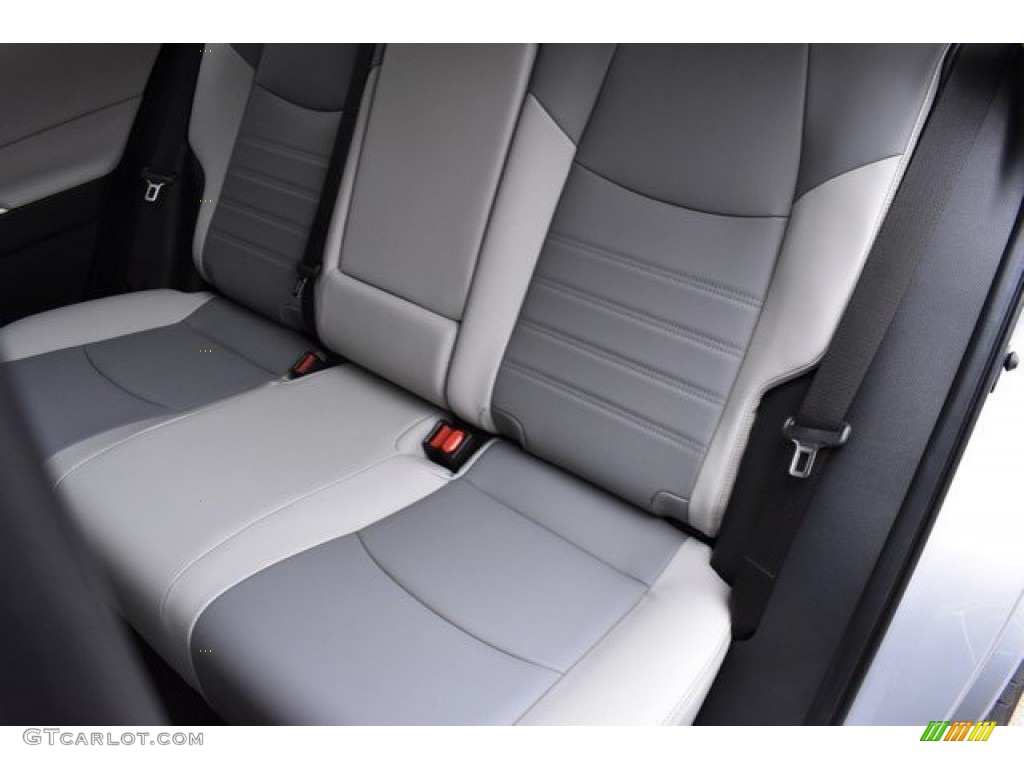 2019 RAV4 XLE AWD - Silver Sky Metallic / Light Gray photo #10