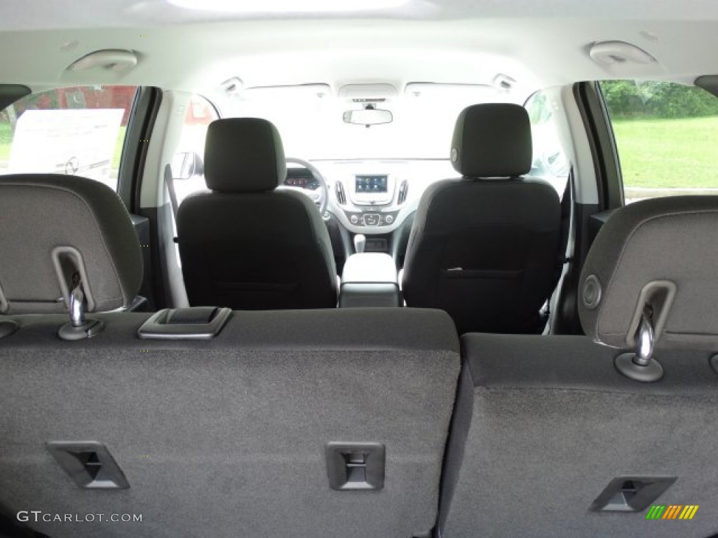 2019 Equinox LS - Summit White / Medium Ash Gray photo #26