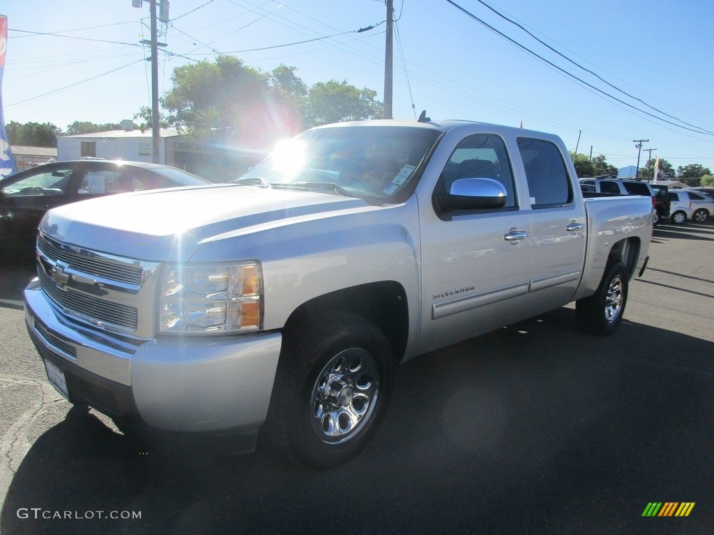 2011 Silverado 1500 LS Crew Cab - Sheer Silver Metallic / Dark Titanium photo #3