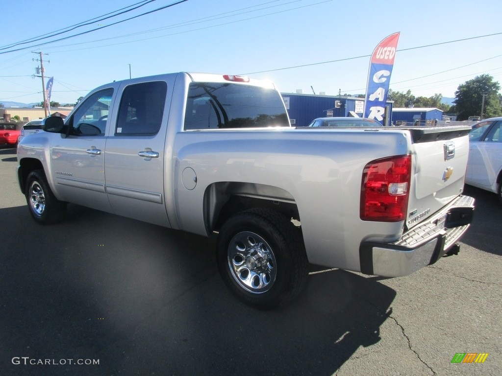 2011 Silverado 1500 LS Crew Cab - Sheer Silver Metallic / Dark Titanium photo #5
