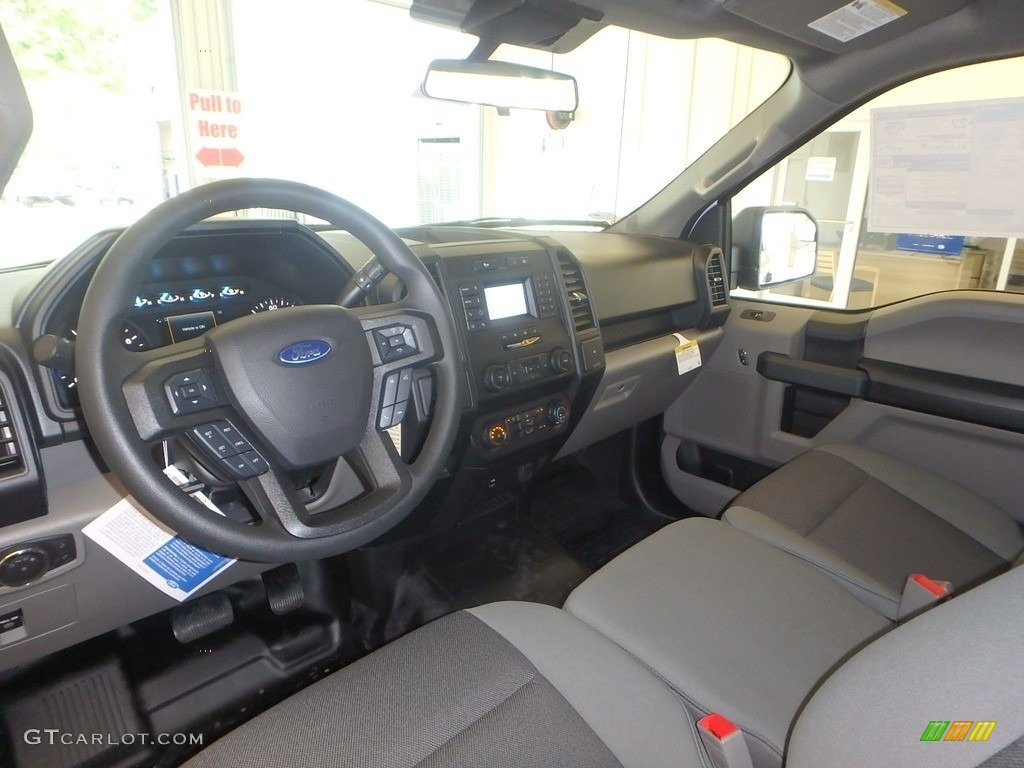 2019 F150 XL Regular Cab - Oxford White / Earth Gray photo #7