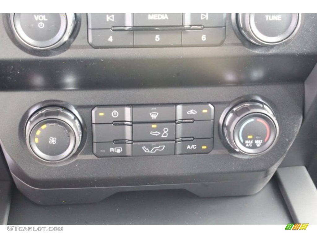 2019 F150 STX SuperCrew - Oxford White / Black photo #12