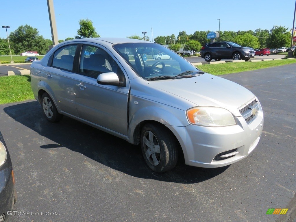 2007 Aveo LS Sedan - Cosmic Silver / Charcoal Black photo #2