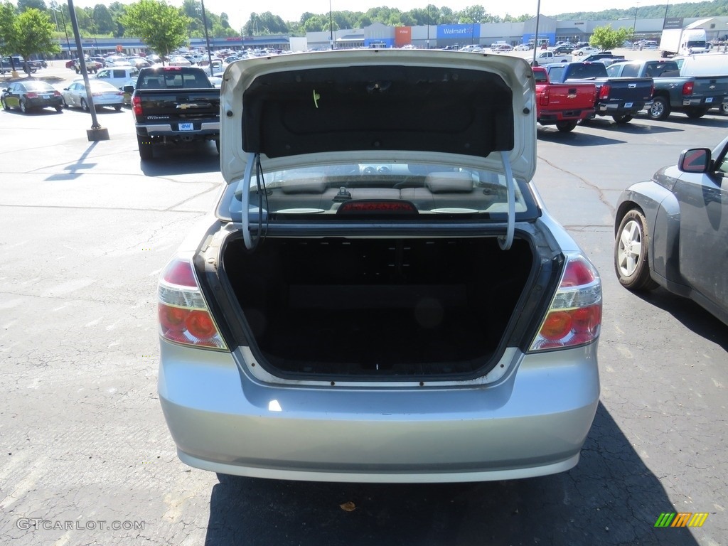 2007 Aveo LS Sedan - Cosmic Silver / Charcoal Black photo #11