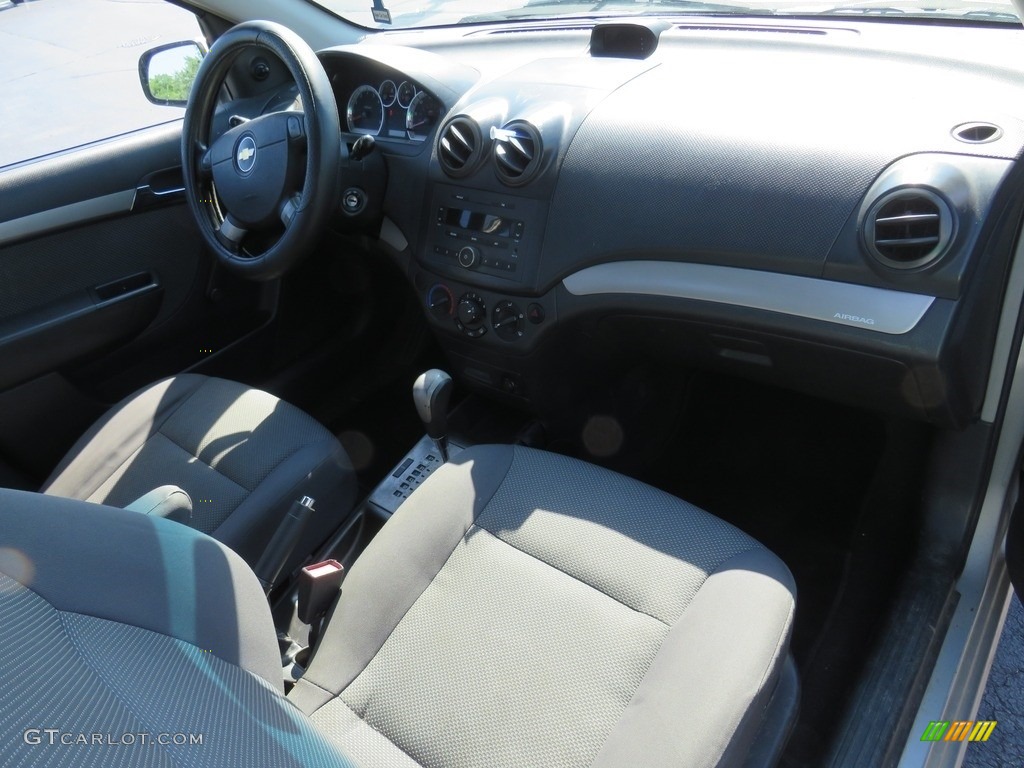 2007 Aveo LS Sedan - Cosmic Silver / Charcoal Black photo #26