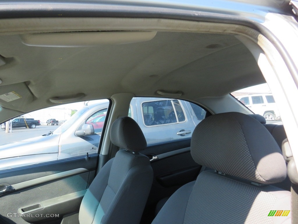 2007 Aveo LS Sedan - Cosmic Silver / Charcoal Black photo #27