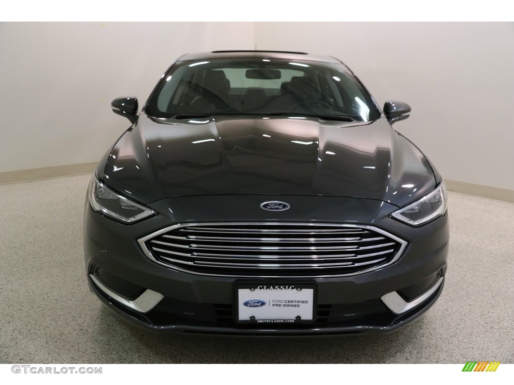 2018 Fusion SE - Magnetic / Ebony photo #2