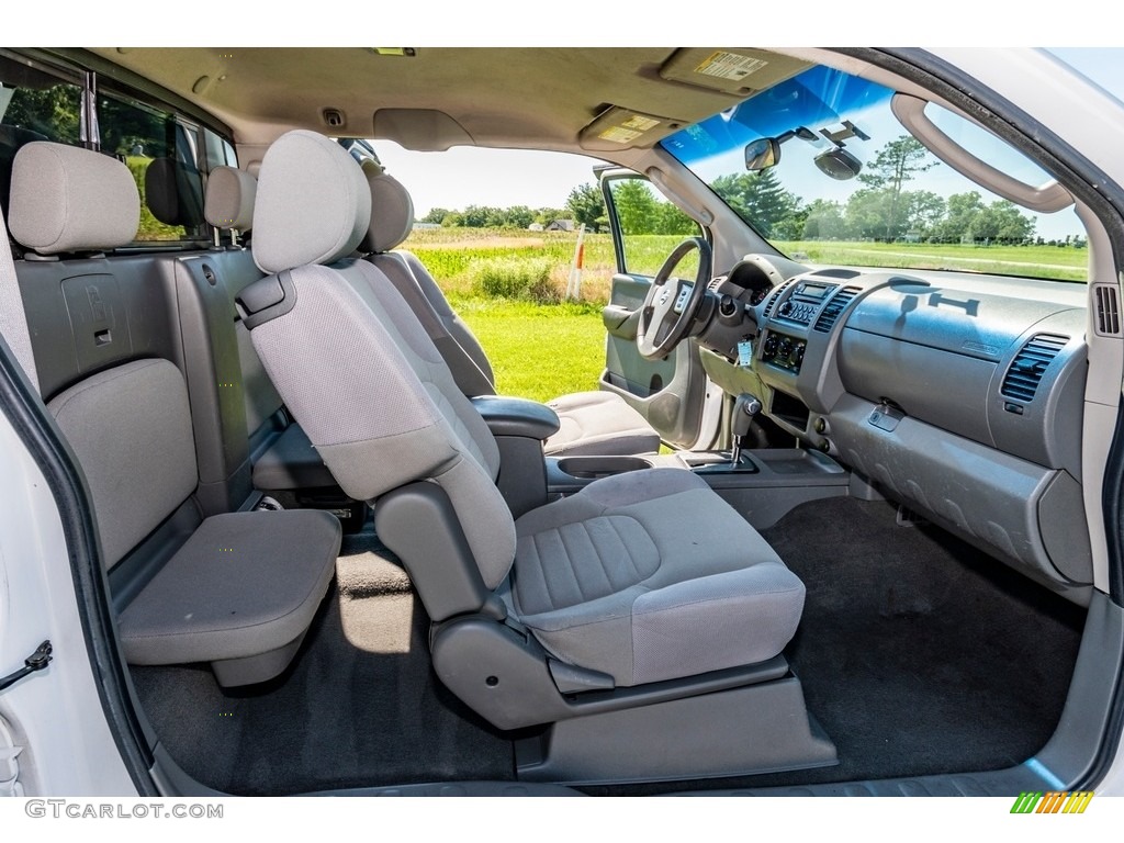 2007 Frontier XE King Cab - Avalanche White / Graphite photo #28