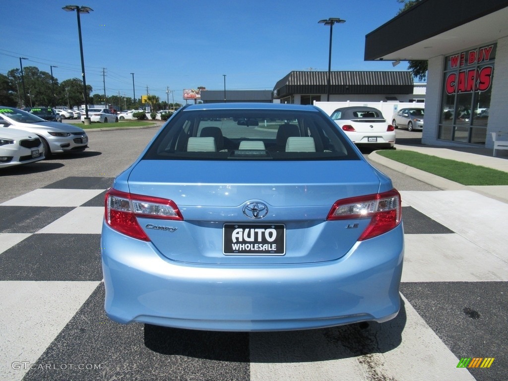 2014 Camry LE - Clearwater Blue Metallic / Ivory photo #4