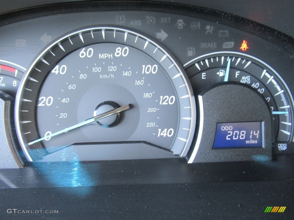 2014 Camry LE - Clearwater Blue Metallic / Ivory photo #16