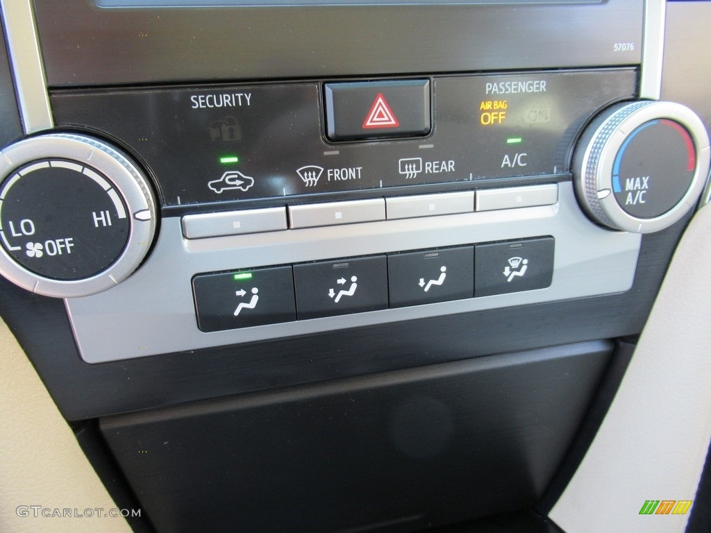 2014 Camry LE - Clearwater Blue Metallic / Ivory photo #18