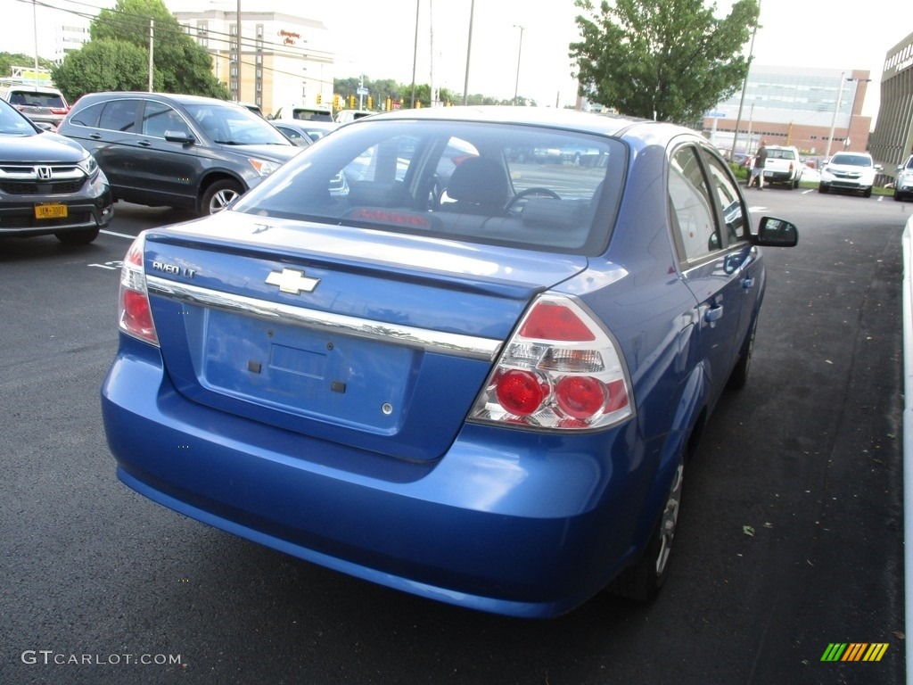 2011 Aveo LT Sedan - Bright Blue / Charcoal photo #5