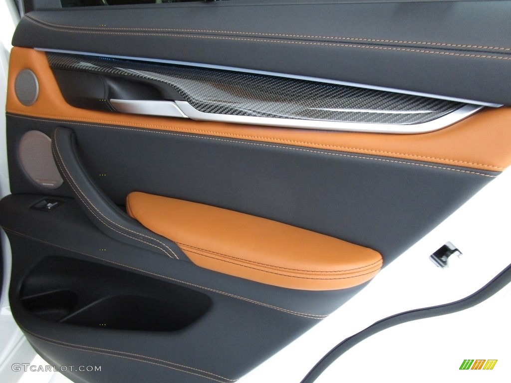 2019 X6 M  - Alpine White / Aragon Brown photo #18