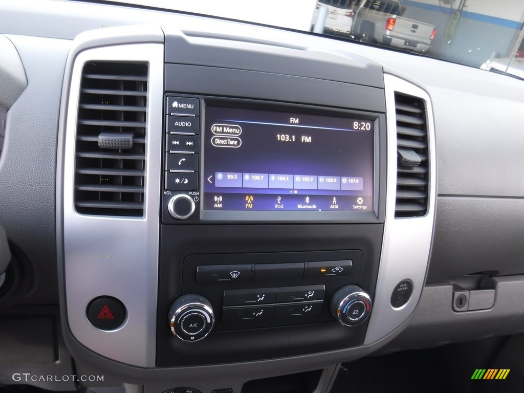 2019 Nissan Frontier SV Crew Cab 4x4 Controls Photo #134048631