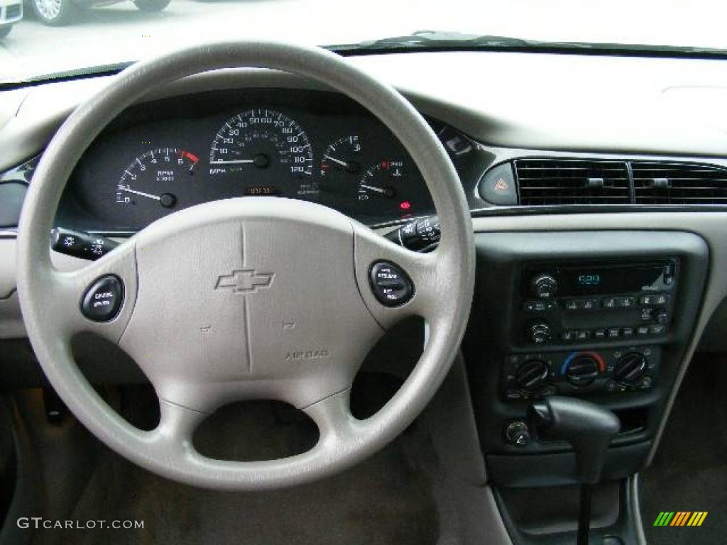 2001 Malibu Sedan - Bright White / Gray photo #14