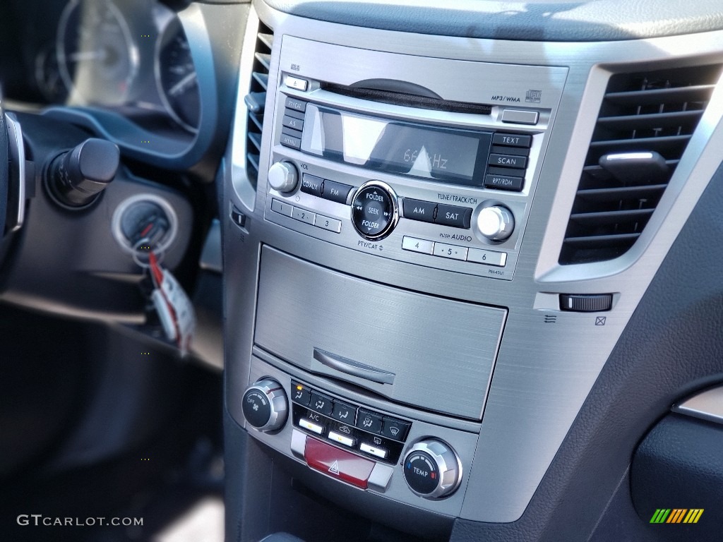 2011 Legacy 2.5i Premium - Graphite Gray Metallic / Off-Black photo #13