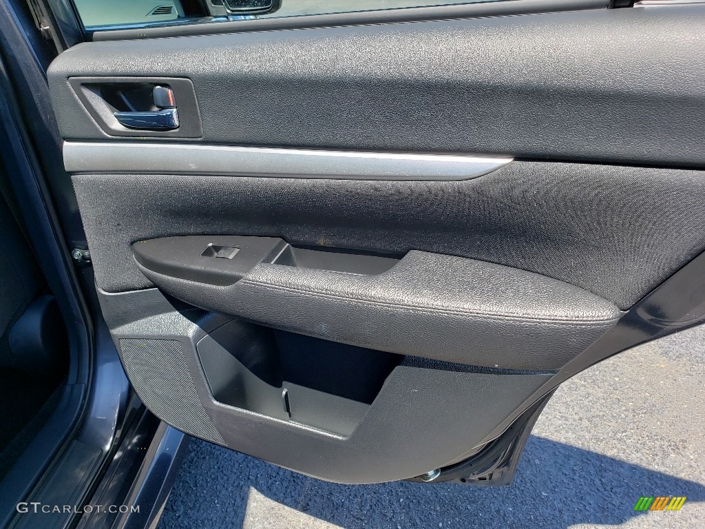 2011 Legacy 2.5i Premium - Graphite Gray Metallic / Off-Black photo #16