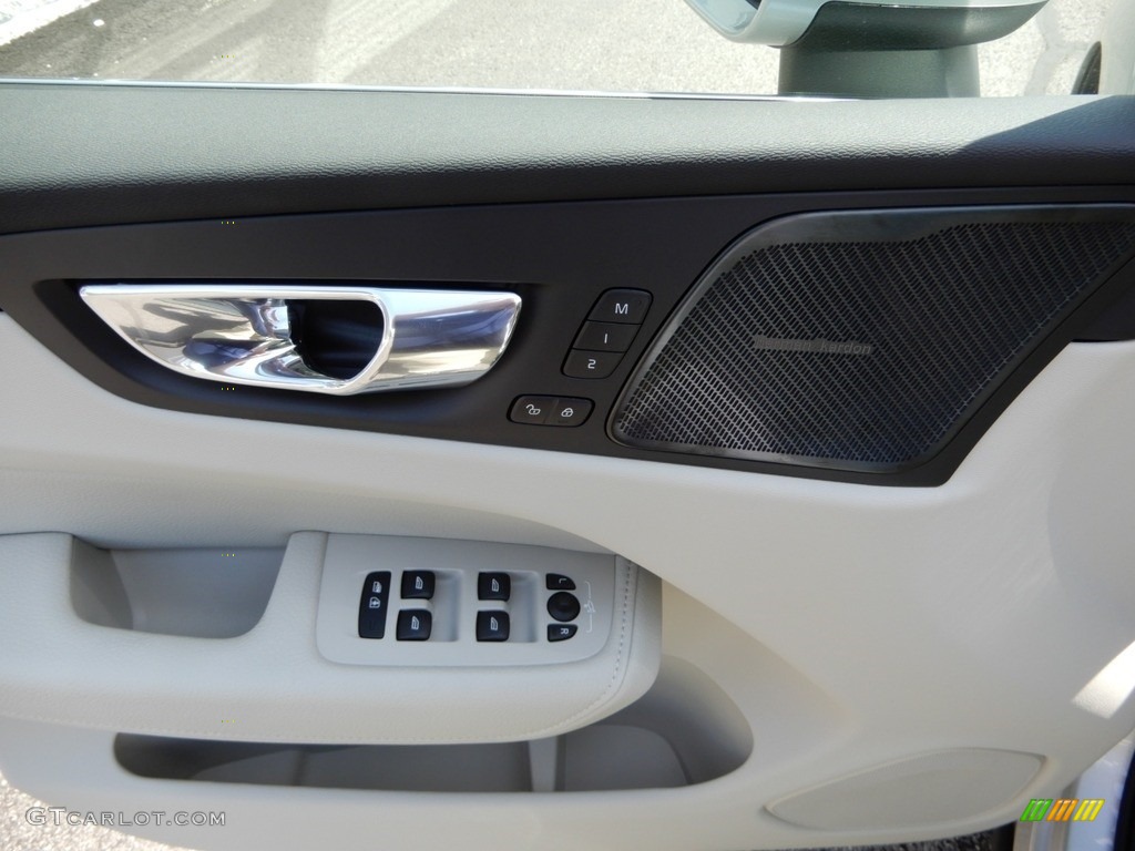 2020 Volvo XC60 T6 AWD Blonde Door Panel Photo #134054552