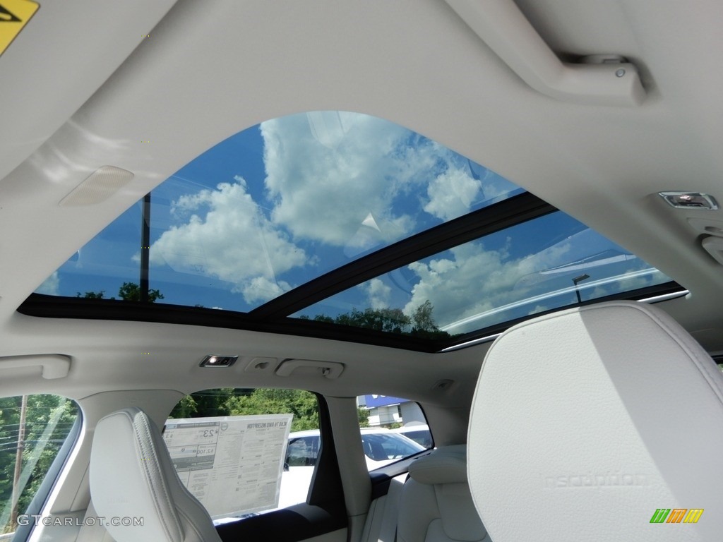 2020 Volvo XC60 T6 AWD Sunroof Photo #134054615