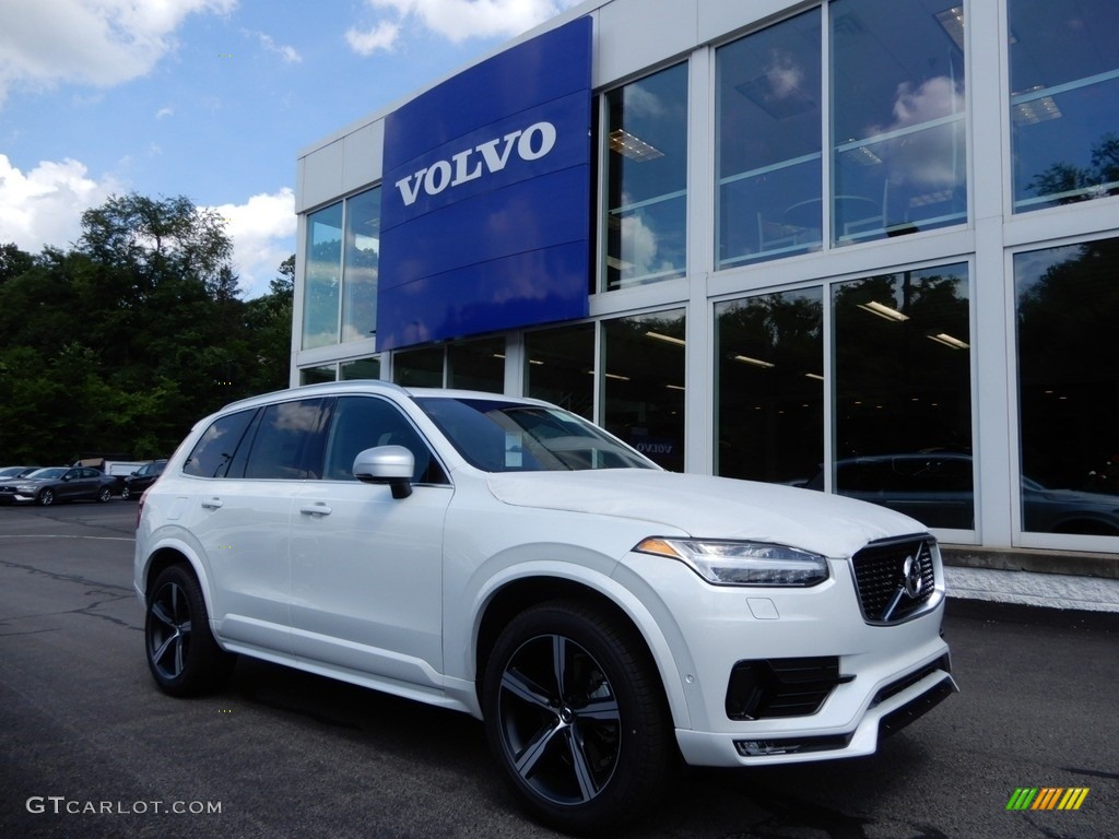 2019 Volvo XC90 T6 AWD R-Design Exterior Photos