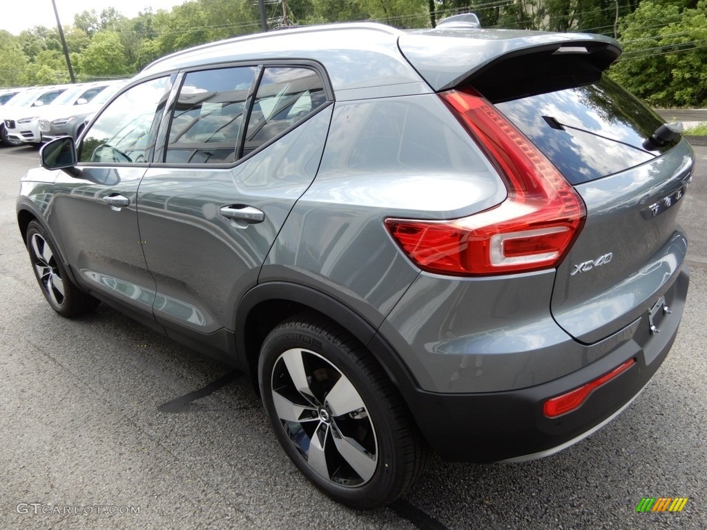 2019 XC40 T5 Momentum AWD - Osmium Grey Metallic / Charcoal photo #4